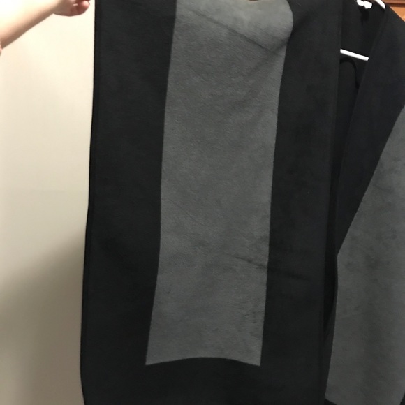 Woolrich Vintage Reversible Poncho - Picture 2 of 8